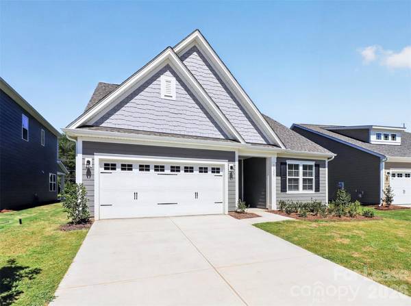 11225 Lochmere RD, Charlotte, NC 28278