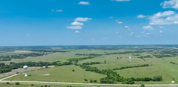 0000 Appleyard, Wamego, KS 66547