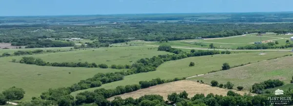 0000 Appleyard, Wamego, KS 66547
