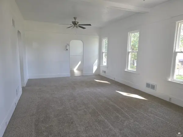 518 S Bridge ST, Enterprise, KS 67441