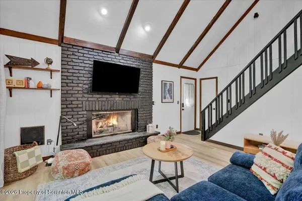 58 Sheffick RD, Gouldsboro, PA 18424