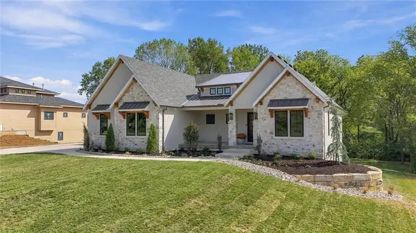 10605 N NORTHERN AVE, Kansas City, MO 64157