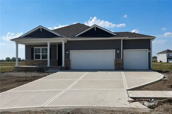 17806 Green RD, Gardner, KS 66030