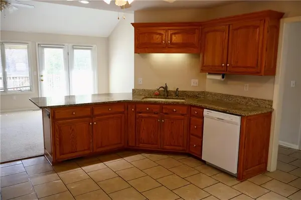 1506 Emerald WAY, Warrensburg, MO 64093