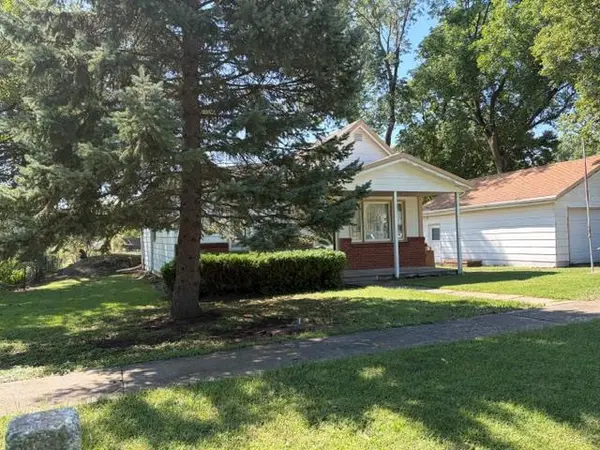 103 E 4th ST, Muscotah, KS 66058