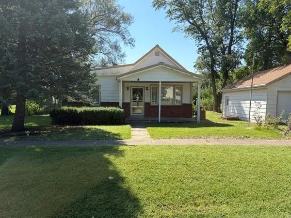 103 E 4th ST, Muscotah, KS 66058