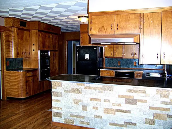 505 Queen ST, King City, MO 64463