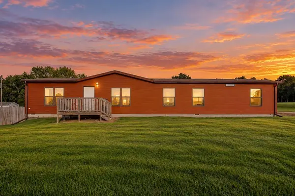 411 S 2nd ST, Mound City, KS 66056