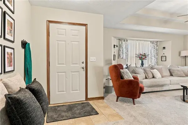 516 Emerson DR, Belton, MO 64012