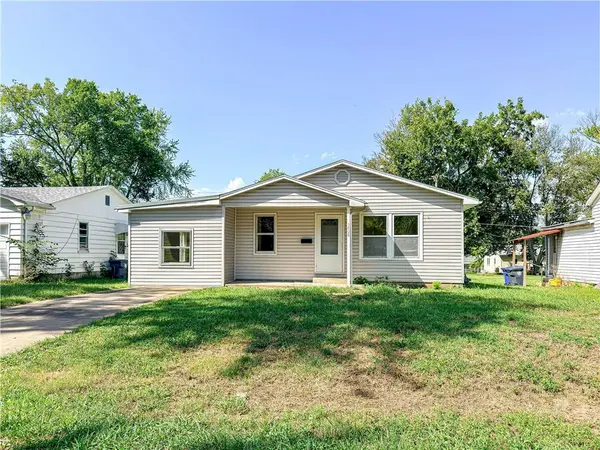 1408 S Harrison AVE, Sedalia, MO 65301