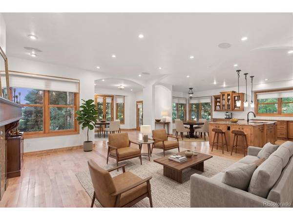 7039 S Locust, Centennial, CO 80112