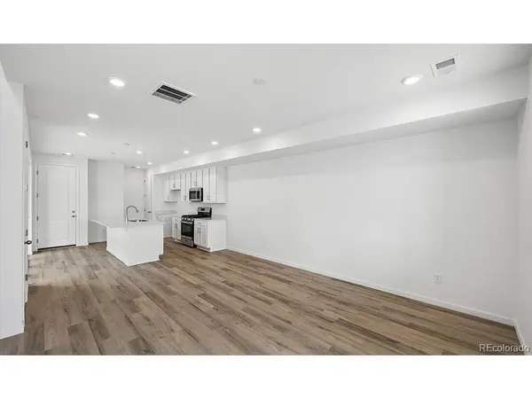 21411 E 67th, Aurora, CO 80019
