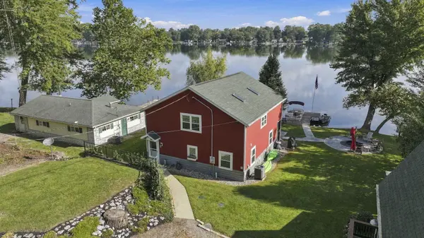5470 W Sycamore Hill Lane Diamond Lake ***, Silver Lake, IN 46982