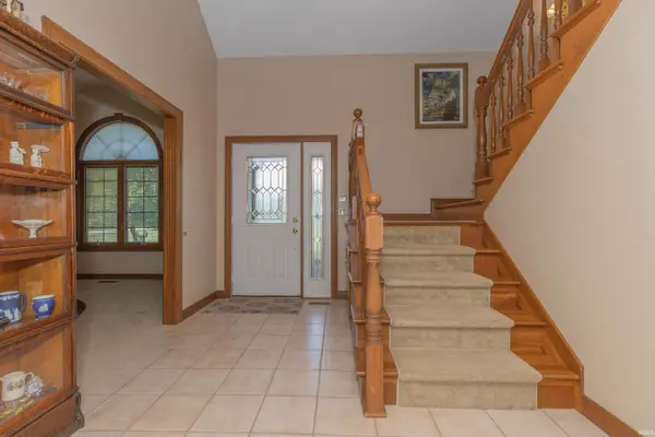2022 S Center RD, Boonville, IN 47601