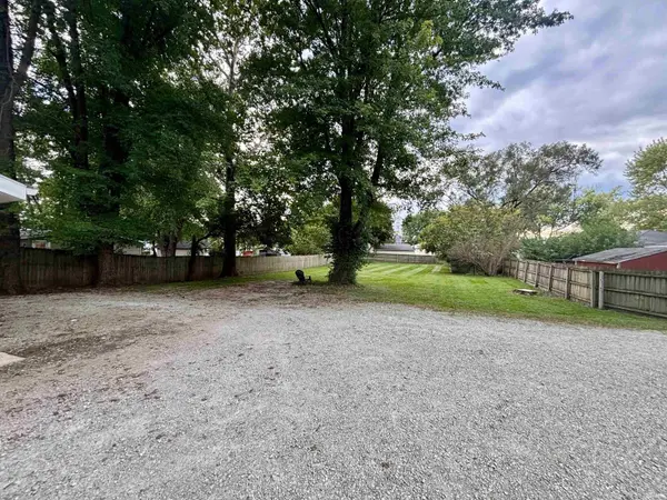 303 N Davis ST, Walton, IN 46994