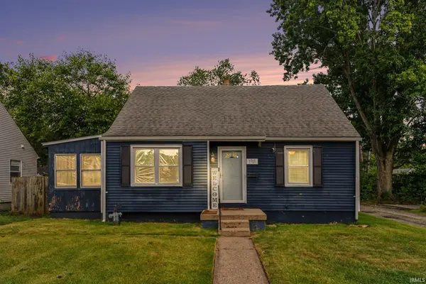 1111 Blyler PL, South Bend, IN 46616-1935