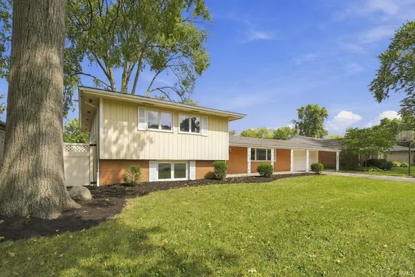 2304 W Cambridge DR, Muncie, IN 47304