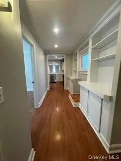 26 2nd AVE #1 (first floor), Bay Shore, NY 11706