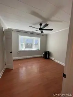 26 2nd AVE #1 (first floor), Bay Shore, NY 11706