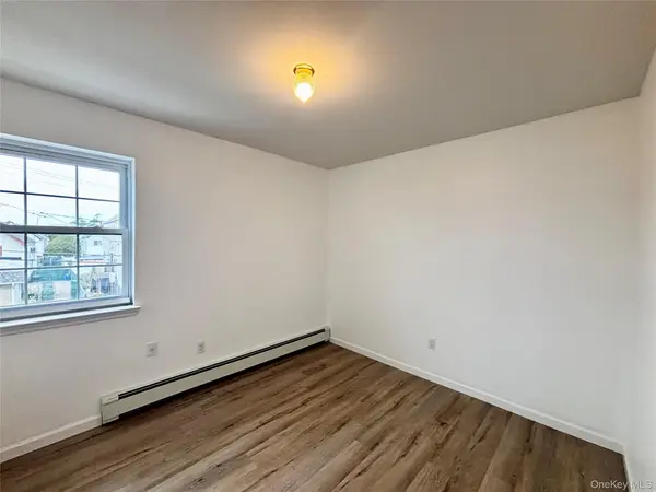 6261 De Costa AVE #2nd floor, Arverne, NY 11692