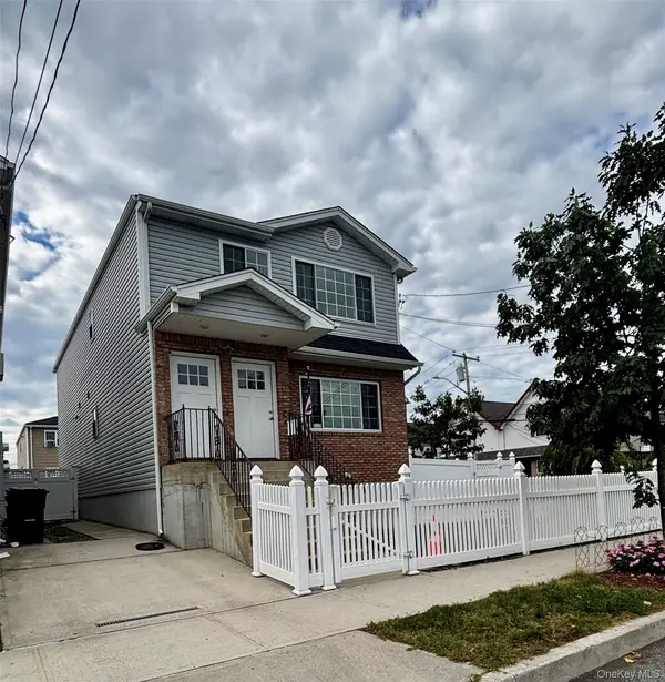 6261 De Costa AVE #2nd floor, Arverne, NY 11692