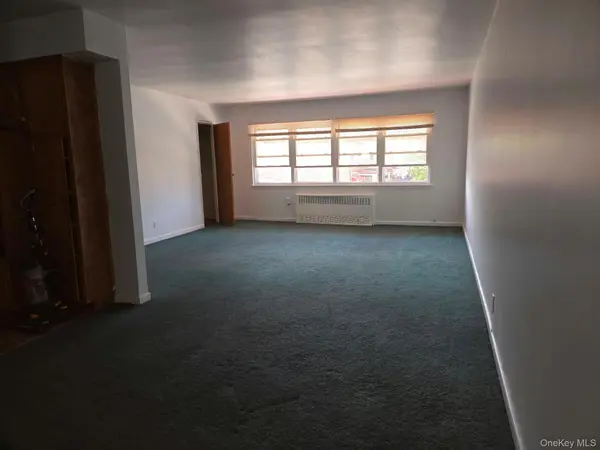 8549 75th ST #2nd floor, Woodhaven, NY 11421