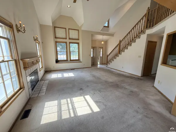 4708 Carmel CT, Lawrence, KS 66047
