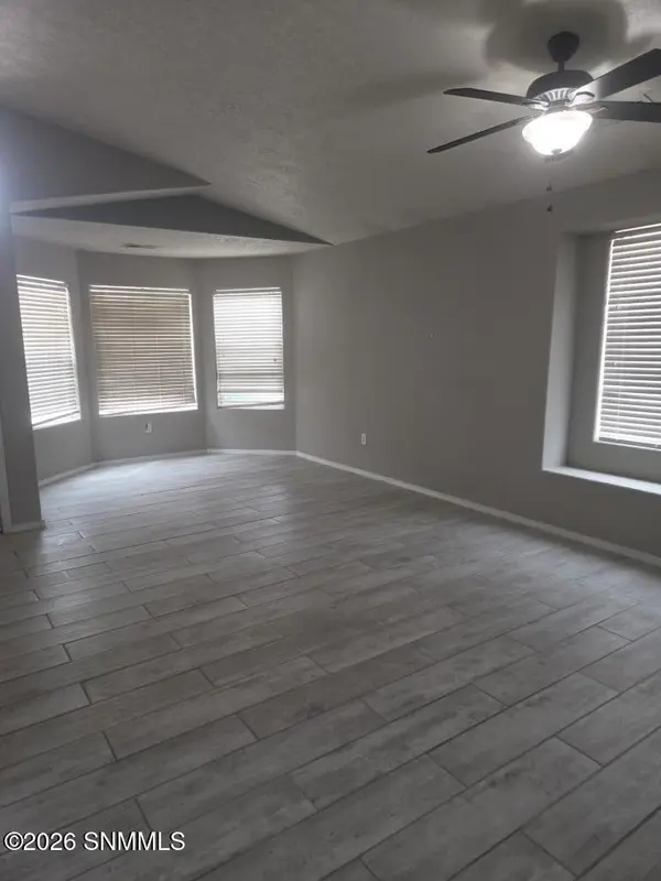 2114 Windsor PL, Las Cruces, NM 88005
