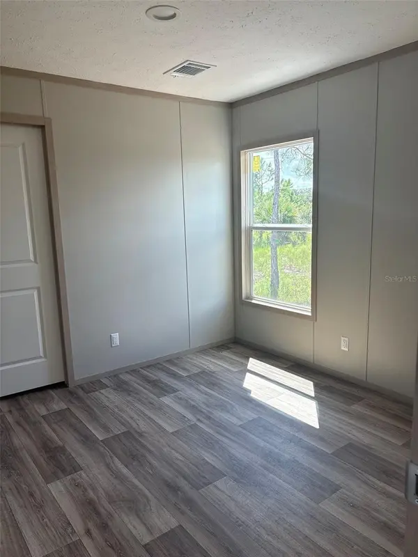 16117 NW 284TH ST, Okeechobee, FL 34972