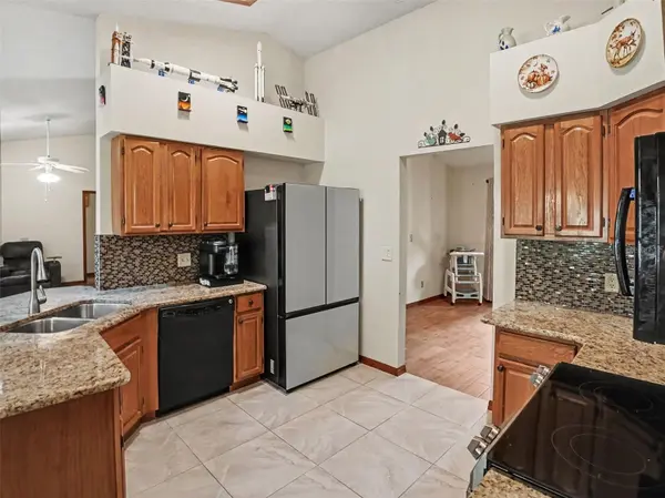 920 HAMILTON AVE, Orange City, FL 32763