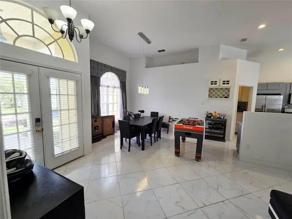 10 NEVADA LOOP RD, Davenport, FL 33897