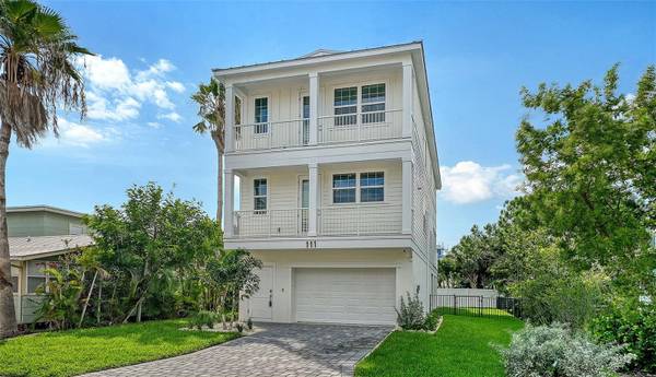 111 4TH ST S, Bradenton Beach, FL 34217