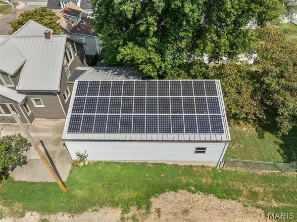 310 Hooker ST, Washington, MO 63090