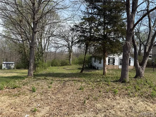 1925 W Woodbine AVE, Kirkwood, MO 63122