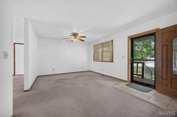3486 Pierland DR, Pocahontas, IL 62275
