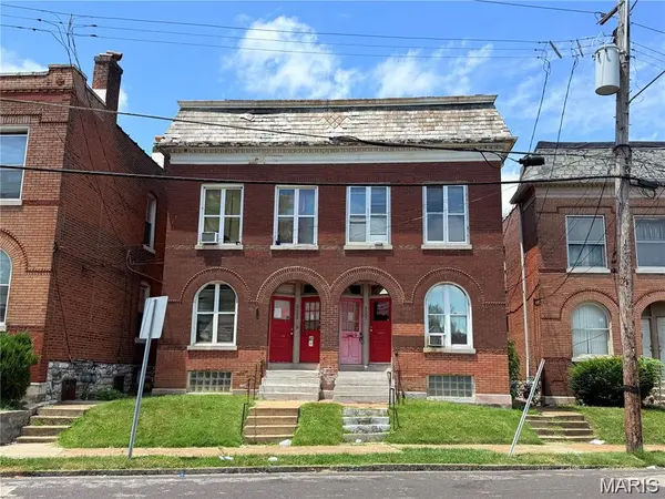 5507 Virginia AVE, St Louis, MO 63111