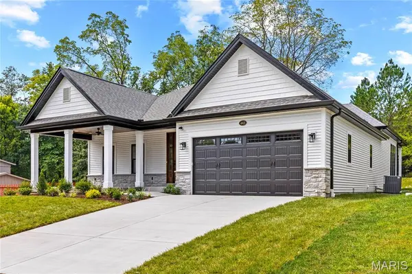 443 Landscape CT, Webster Groves, MO 63119