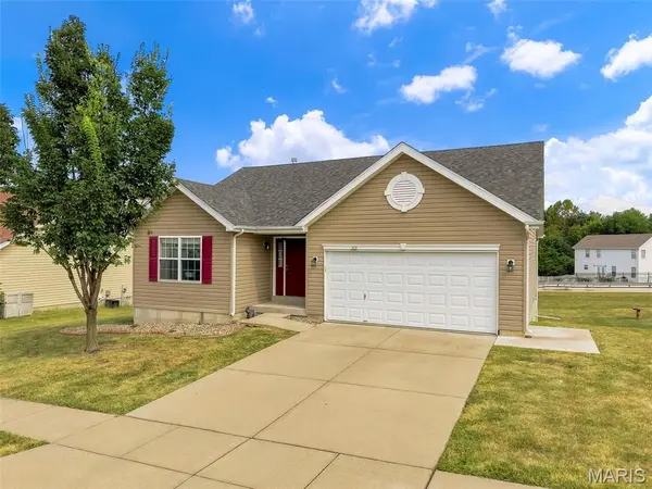 212 Limerick AVE, Wentzville, MO 63385