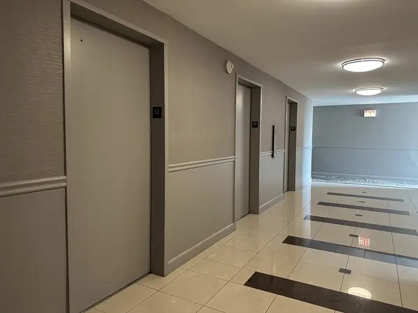 655 W Irving Park RD #1007, Chicago, IL 60613