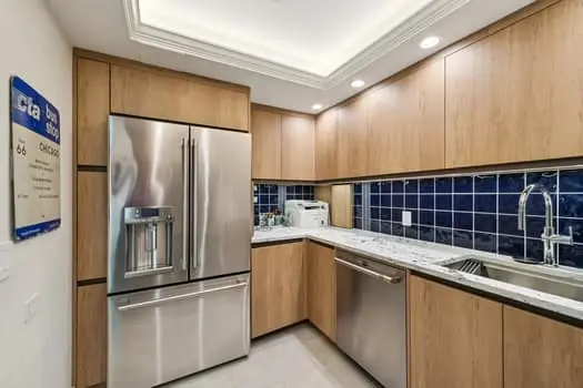 400 E Randolph ST #2417, Chicago, IL 60601