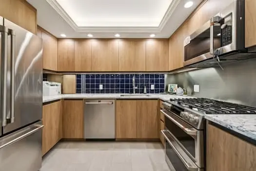 400 E Randolph ST #2417, Chicago, IL 60601