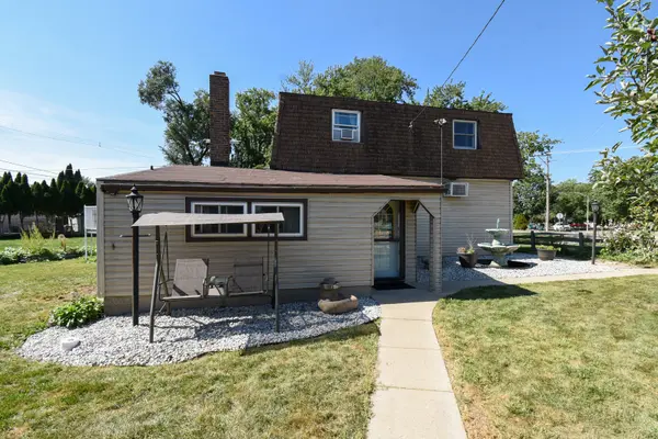 8145 State RD, Burbank, IL 60459