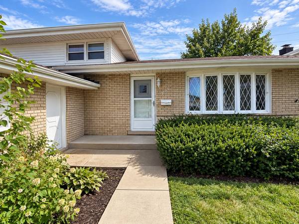 10321 Lacrosse AVE, Oak Lawn, IL 60453