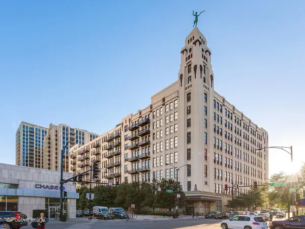 758 N Larrabee ST #523, Chicago, IL 60654