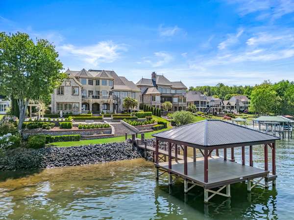 331 Ivy Arbor CIR, Rock Hill, SC 29732