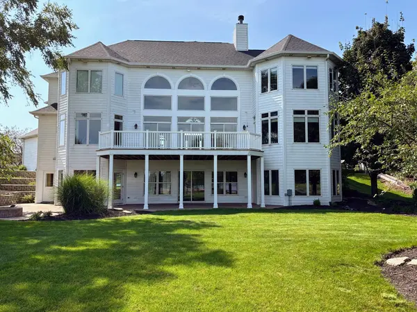 212 Slalom CT, Minooka, IL 60447
