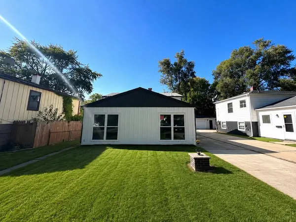 290 Merrill AVE, Calumet City, IL 60409