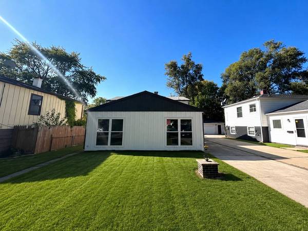 290 Merrill AVE, Calumet City, IL 60409