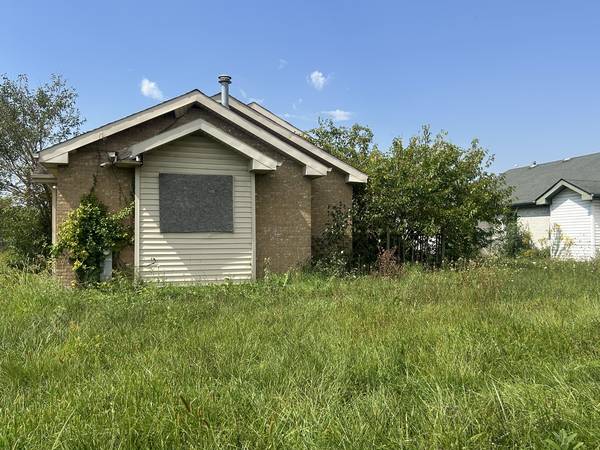 16051 Gauger AVE, Harvey, IL 60426