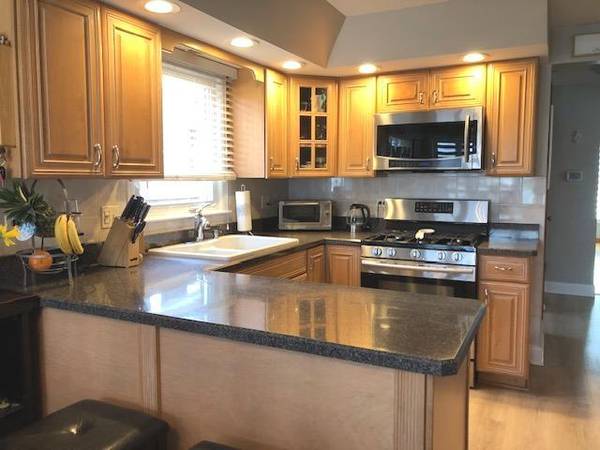6316 W 64th ST, Chicago, IL 60638
